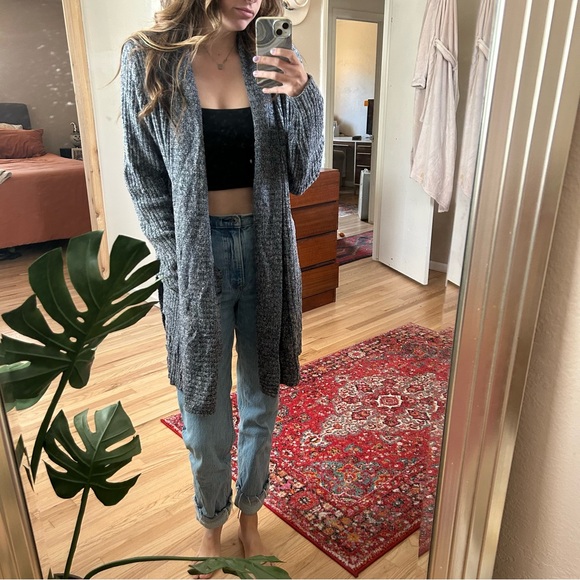 Barefoot Dreams CozyChic Lite Long Weekend Cardi - Picture 2 of 7